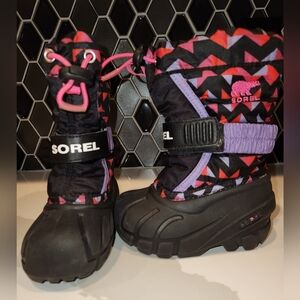 Sorel snow boots. Girls sz 6